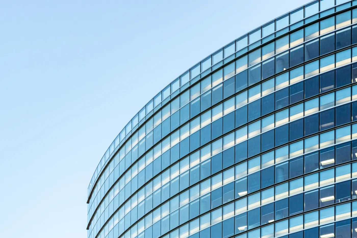 Facade glazing detail